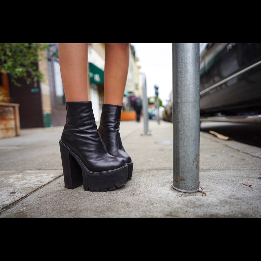 Jeffrey Campbell mulder boot